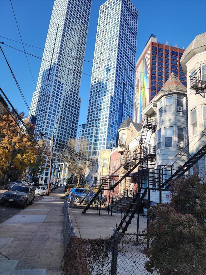 Magnolia Stay Near New York City Jersey City Bagian luar foto